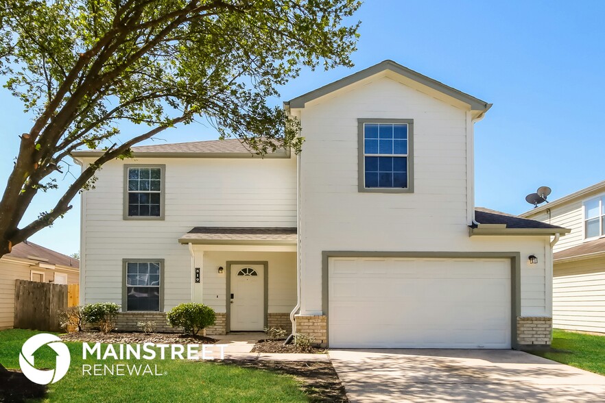 Primary Photo - 819 Grand Plains Dr