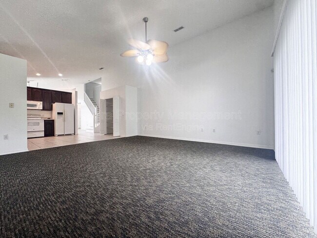 Building Photo - 661 Hacienda Cir