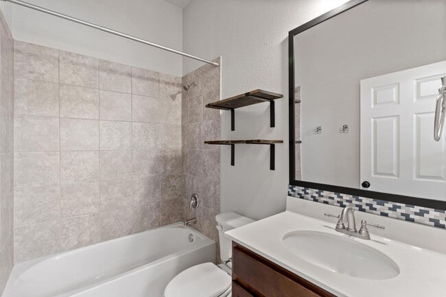 Building Photo - 21824 Agarito Ln