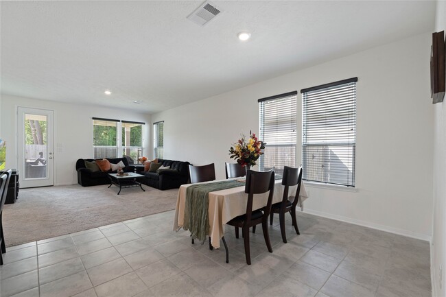 Building Photo - 4007 Mossy banks Ln