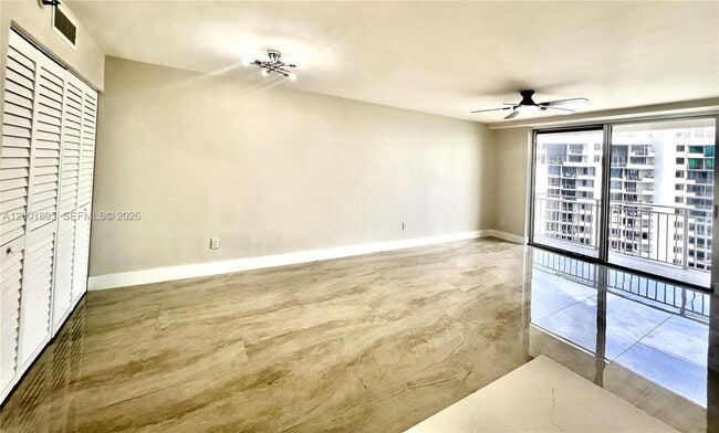 Building Photo - 770 Claughton Island Dr