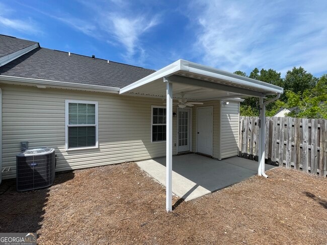 Building Photo - 150 Buckhaven Way