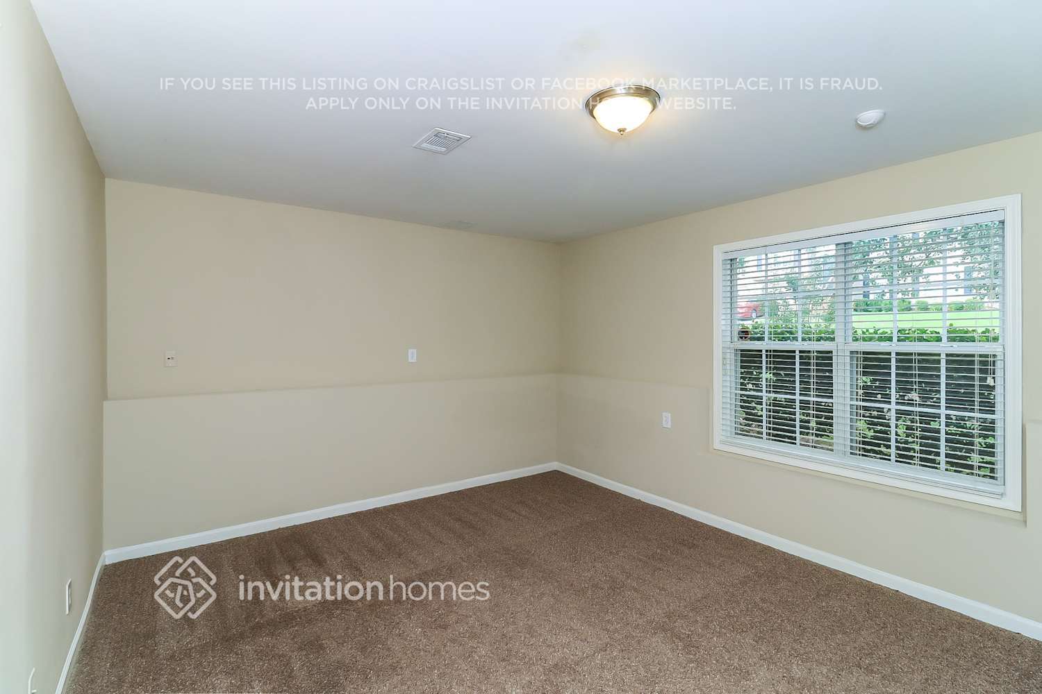 Building Photo - 4067 Mt Vernon Dr