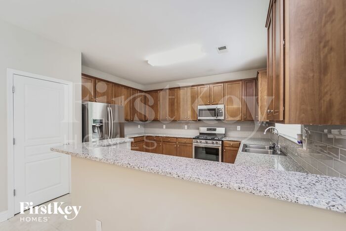 Building Photo - 9440 Greenbank Ct