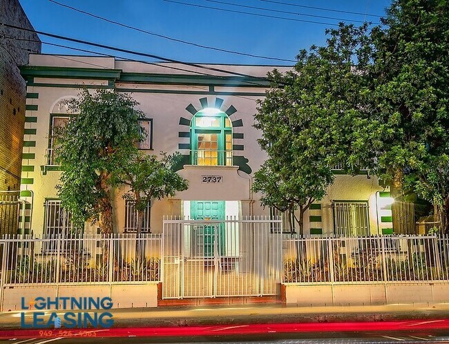 Building Photo - 2735 San Marino St