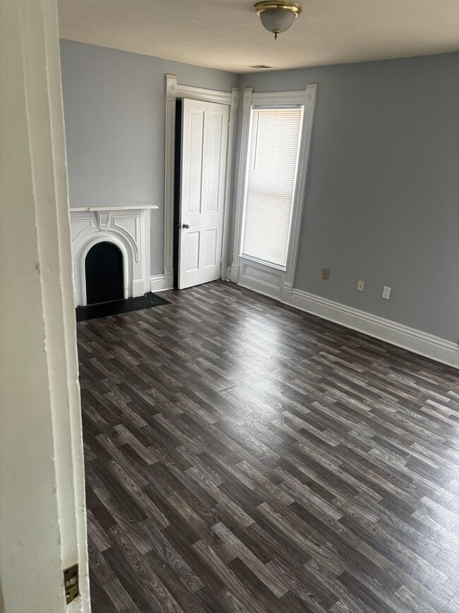Building Photo - 1139 S 28th St