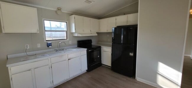 Building Photo - New Flooring- Mobile Home - Dacula GA