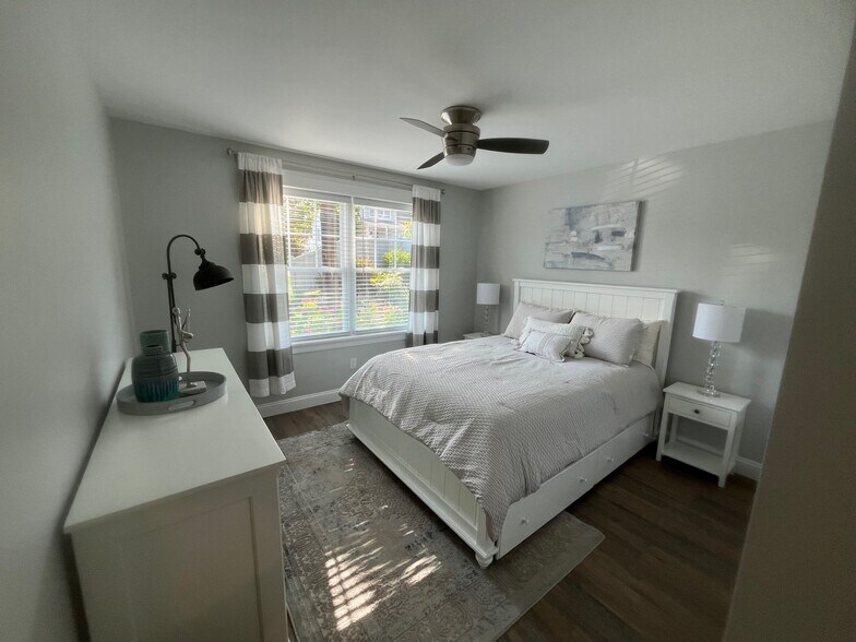 Bedroom - 49 Smith St