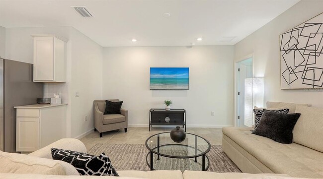 Building Photo - 6476 Silverstar Dr