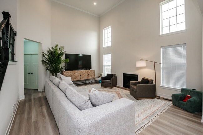 Building Photo - 12513 S Willowgate Ln