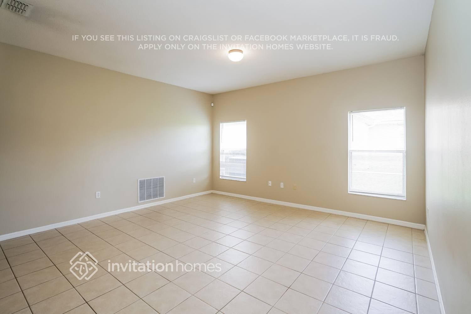 Building Photo - 3528 Forest Park Dr