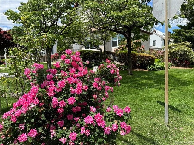 Building Photo - 69 Homestead Ave