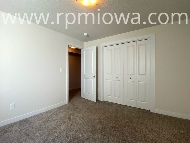Building Photo - NEAR ABBIE GROVE ELEMENTARY!! 4 Bedroom, 3 Bath Home in Ankeny