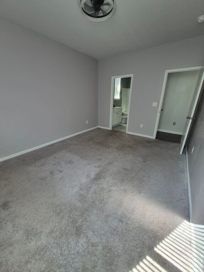 Building Photo - 109 Leveret Rd