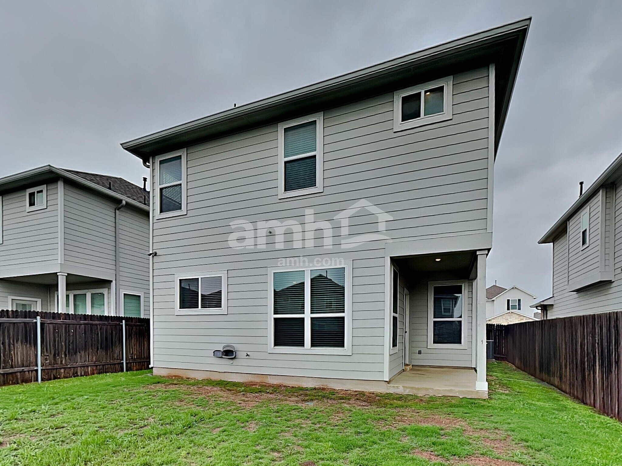 Building Photo - 2732 Geronimo Creek