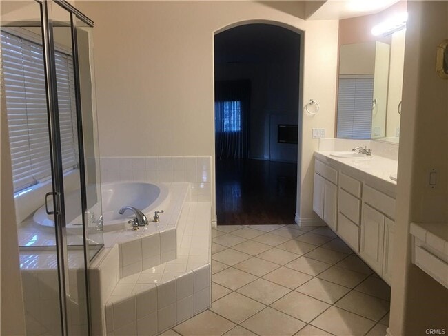 Building Photo - 5677 Carmello Ct