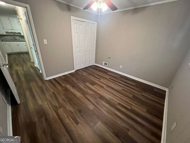 Building Photo - 8107 Cardav Ct SE
