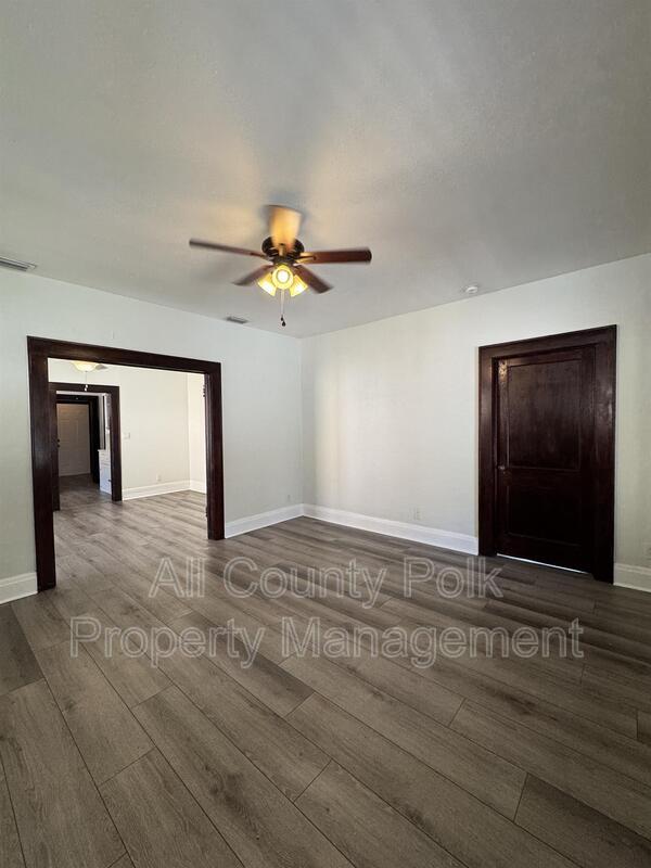 Building Photo - 202 W Belmar St