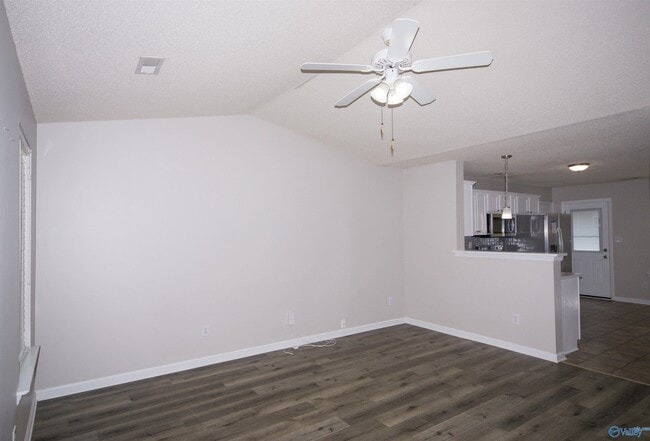 Building Photo - 109 Sandy Hollow Dr NW