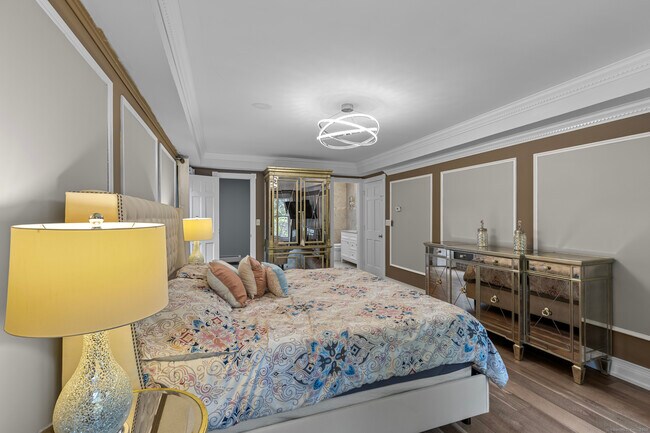 Building Photo - 36 Carriage House Dr