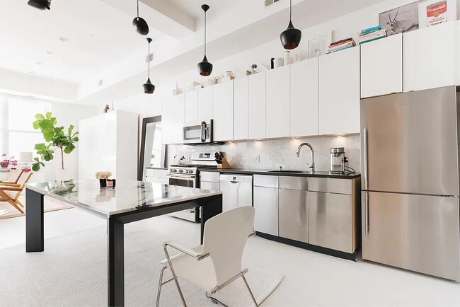 Building Photo - 101 Wyckoff Ave