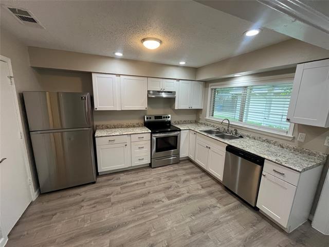 Building Photo - 1733 Leicester St