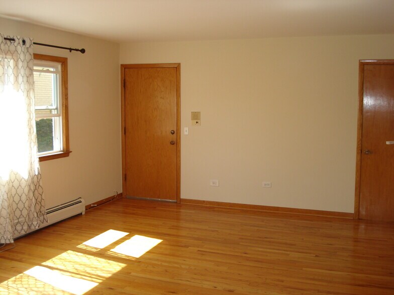 Building Photo - 3804 North Harlem Avenue