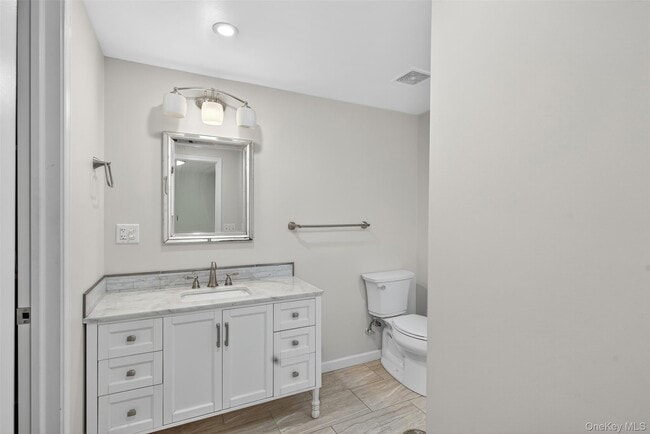 Building Photo - 3 Hudson Bluff Cir