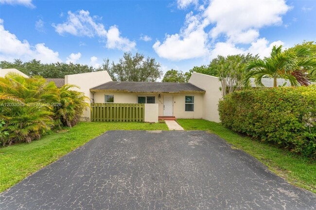 Building Photo - 11506 SW 124 PL