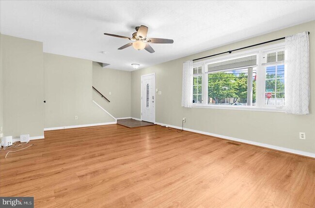 Building Photo - 1268 Delbert Ave