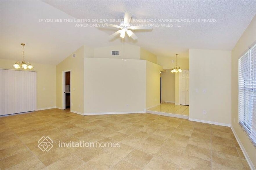 Building Photo - 20407 Melville St