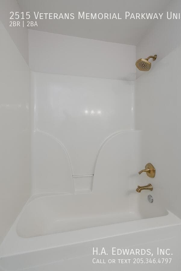 Building Photo - 2515 Veterans Memorial Pkwy