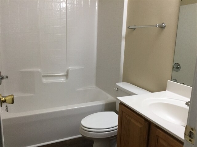 Building Photo - 6106 Trevor Simpson Dr