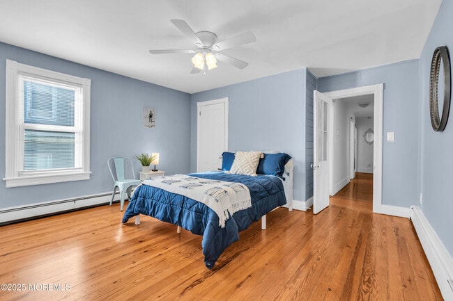 Building Photo - 6 Center St