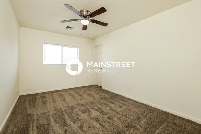 Building Photo - 4 Bedroom Pet-Friendly Home in VAIL, AZ with Main Street Renewal