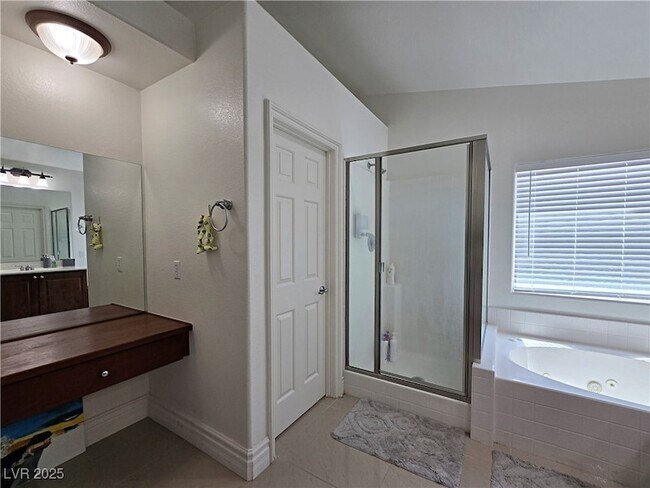 Building Photo - 125 Short Ruff Way