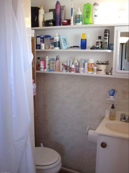 Building Photo - 9 Cedar St