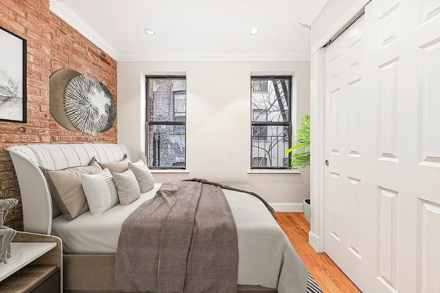 Building Photo - 161 Stanton St