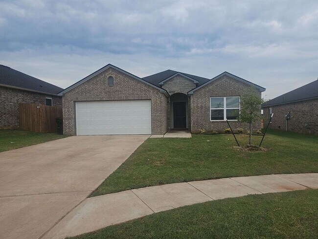 Primary Photo - 6009 Bradford Pear Ln