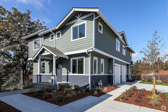 Building Photo - Puget Drive Townhomes