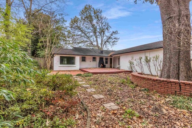 Building Photo - 196 N Goodlett St