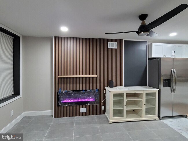 Building Photo - 2502 Federal St