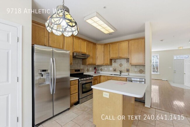 Building Photo - 9718 Athletic Way