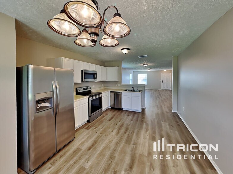 Building Photo - 1302 Kaiser Dr