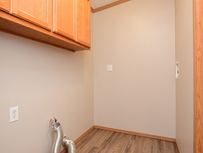 Building Photo - 38 Cypress St