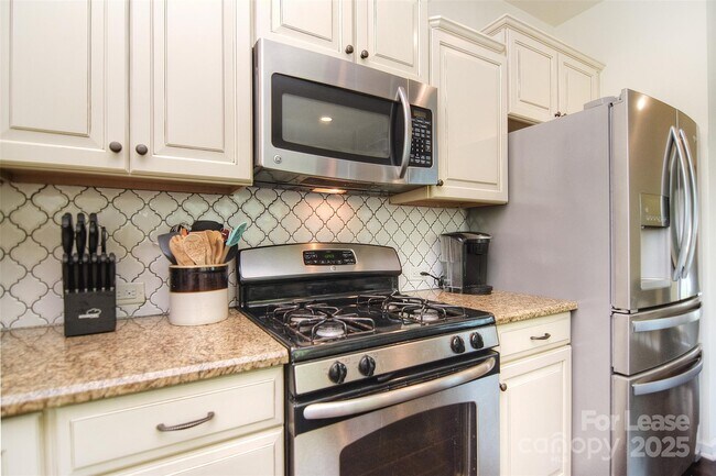 Building Photo - 408 Sweet Shrub Ct NW