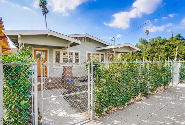 Building Photo - 130 N Ave 60