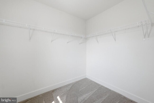 Building Photo - 43976 Vaira Terrace