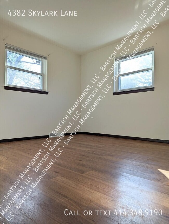Building Photo - 4382 Skylark Ln