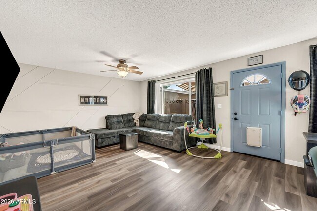 Building Photo - 1310 S Pima